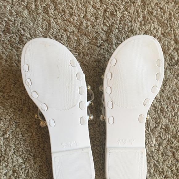 Le Chateau Studded Slides - Picture 2 of 3